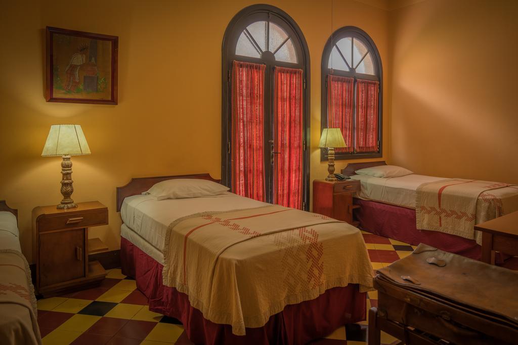 Hotel Panamerican Guatemala City Room photo